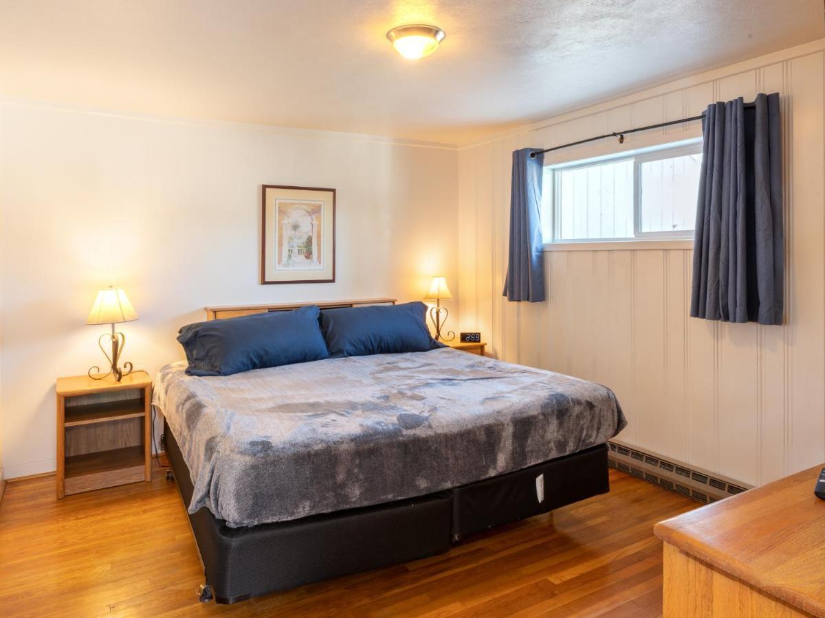 Siesta Motel Colfax Wa Extérieur photo